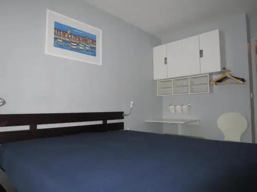 Rental Villa Place Guynemer - Photo 1