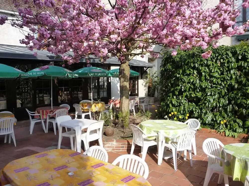 Hotel restaurant Le Seignelay - Miniature 8
