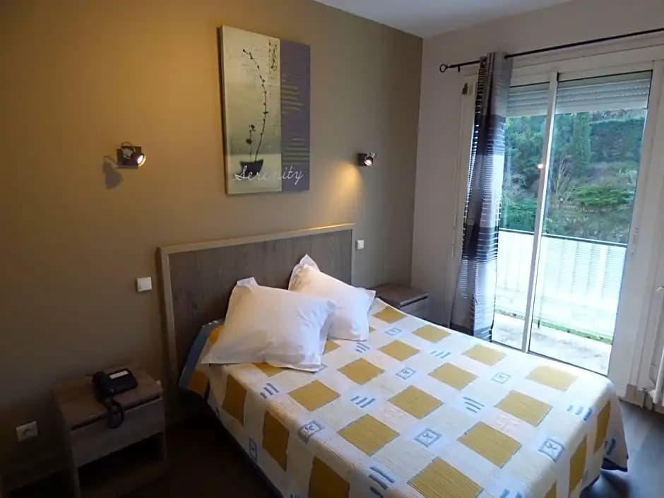 Hotel Restaurant Henry - Photo 3