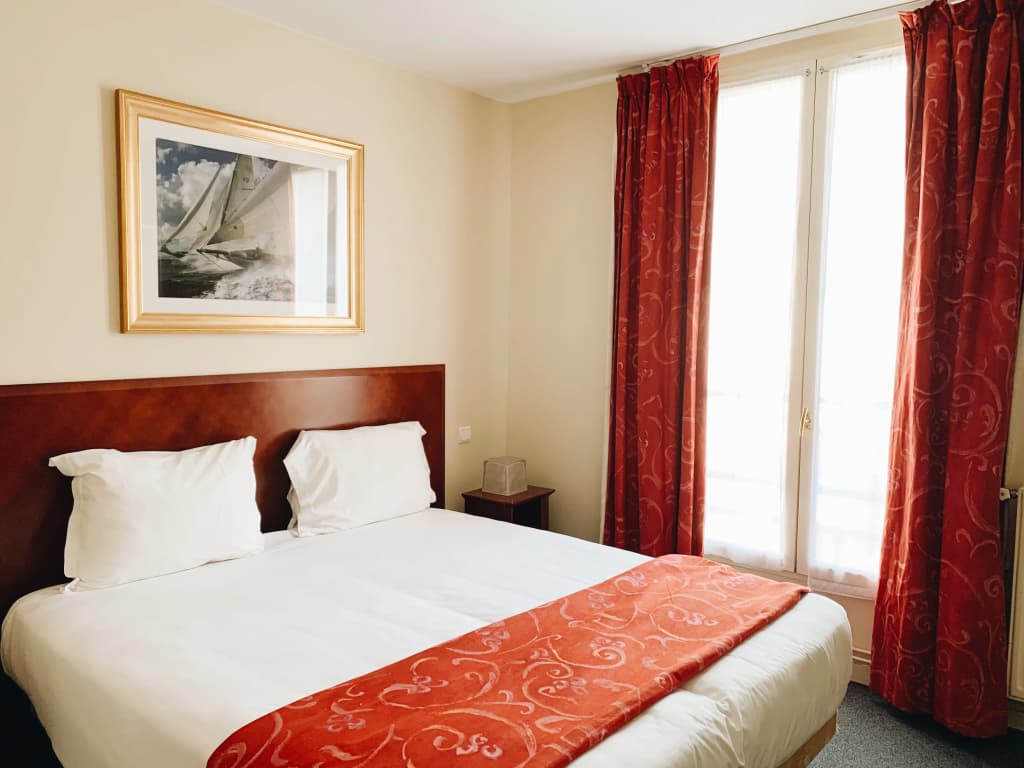Bellevue Paris Montmartre Hotel - Miniature 8