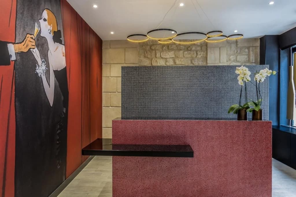 Hotel Les Bulles de Paris - Photo 2