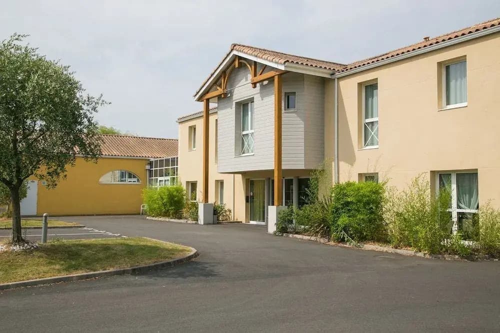Hôtel de La Louée - Photo 1