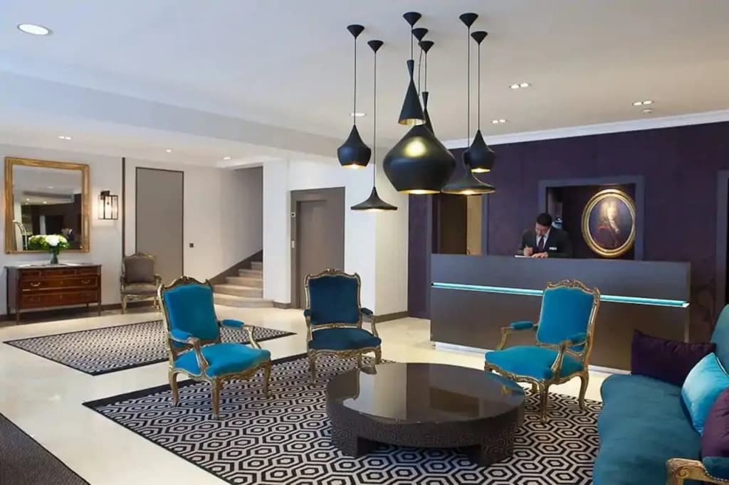 Hôtel Mansart - Photo 2