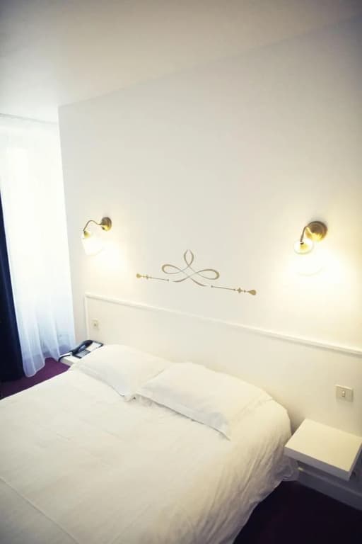 The Old Hotel Ravel - Photo 2