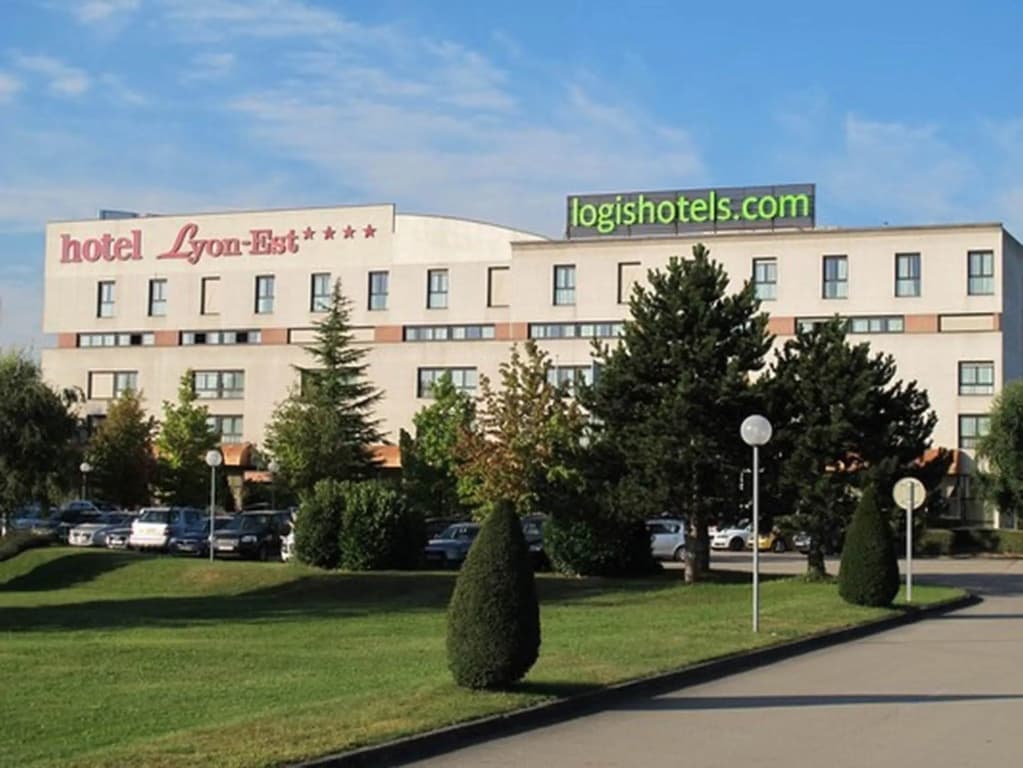 Hotel Logis de Lyon Est - Photo 1