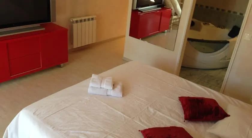 3 Bedrooms Villa Near Cannes - Pool & Jacuzzi - Sea View - Miniature 7