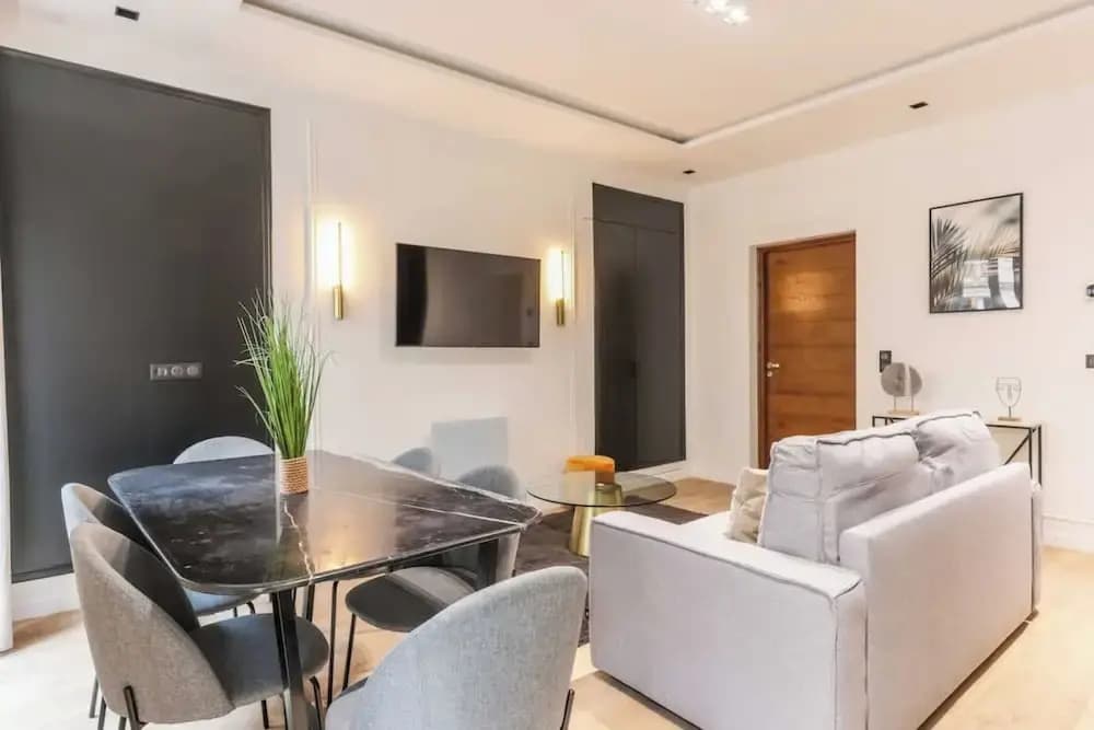 Superb AC Apartment Center of Paris - Miniature 7