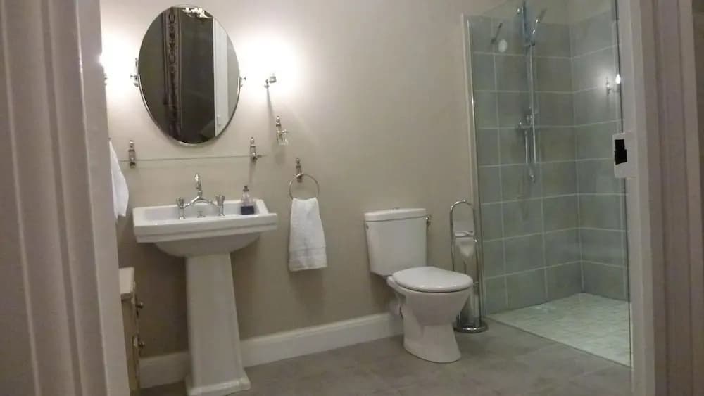 Le Logis Bed and Breakfast - Miniature 8