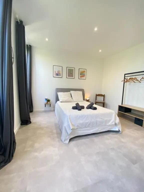 T3 2 chambres-centre-ville Place d'Armes Clim-Wifi - Photo 2