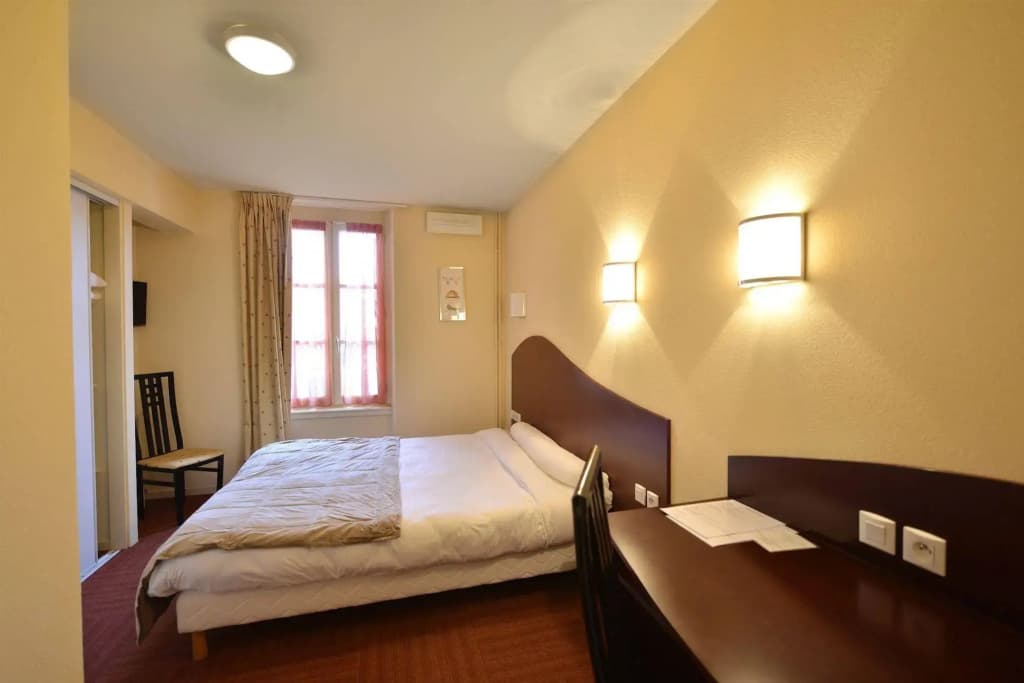 Hôtel Les Commerçants - Photo 3