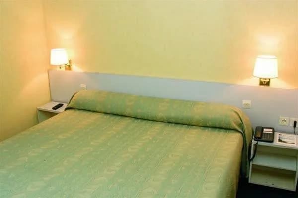 Hotel De Beauvoir - Photo 1