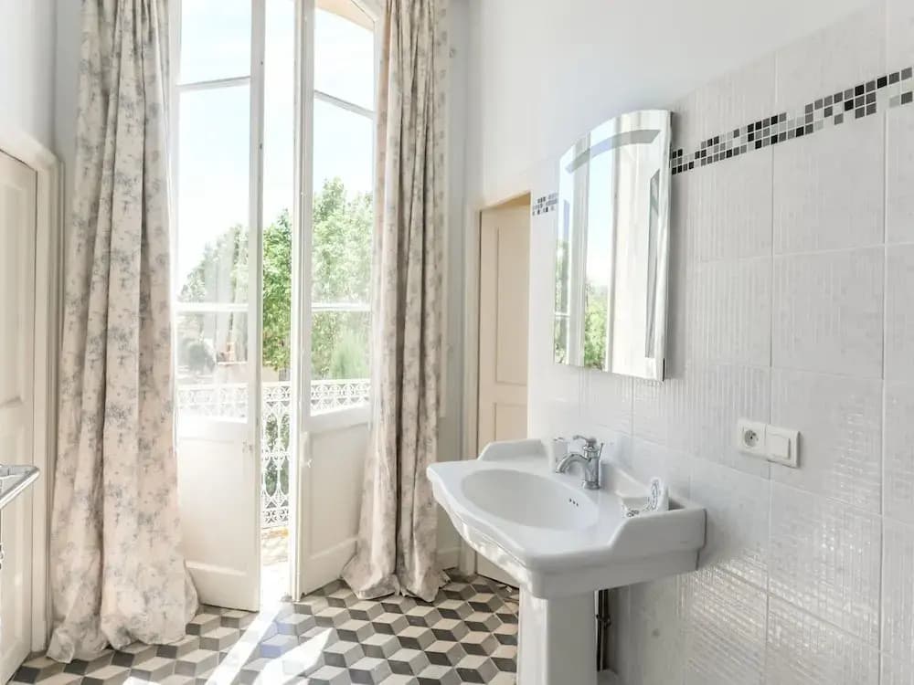 Elegant Holiday Home Near the Canal du Midi - Miniature 7