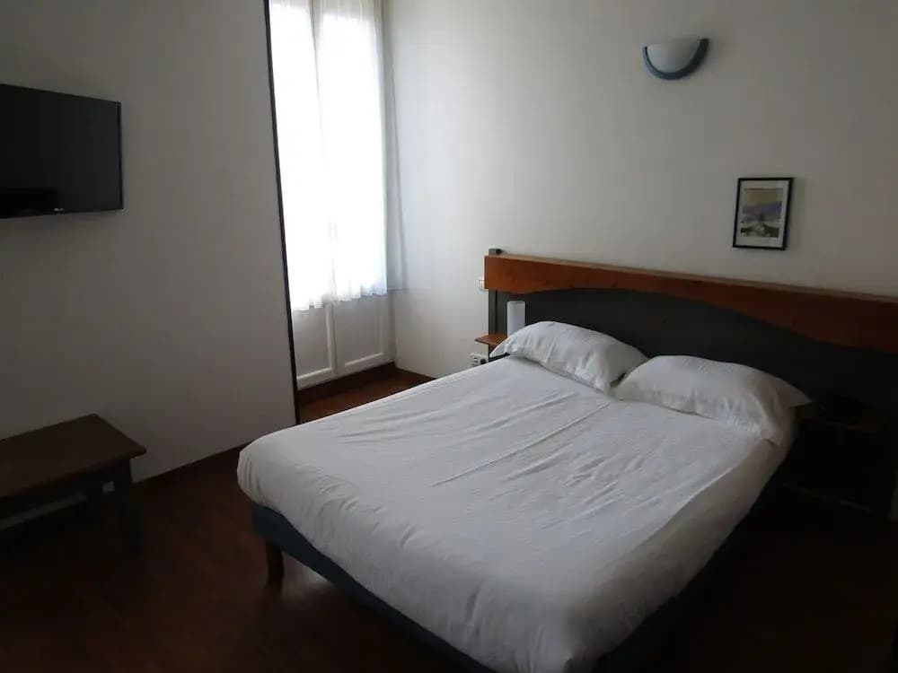 Le Creusot Hôtel - Photo 4