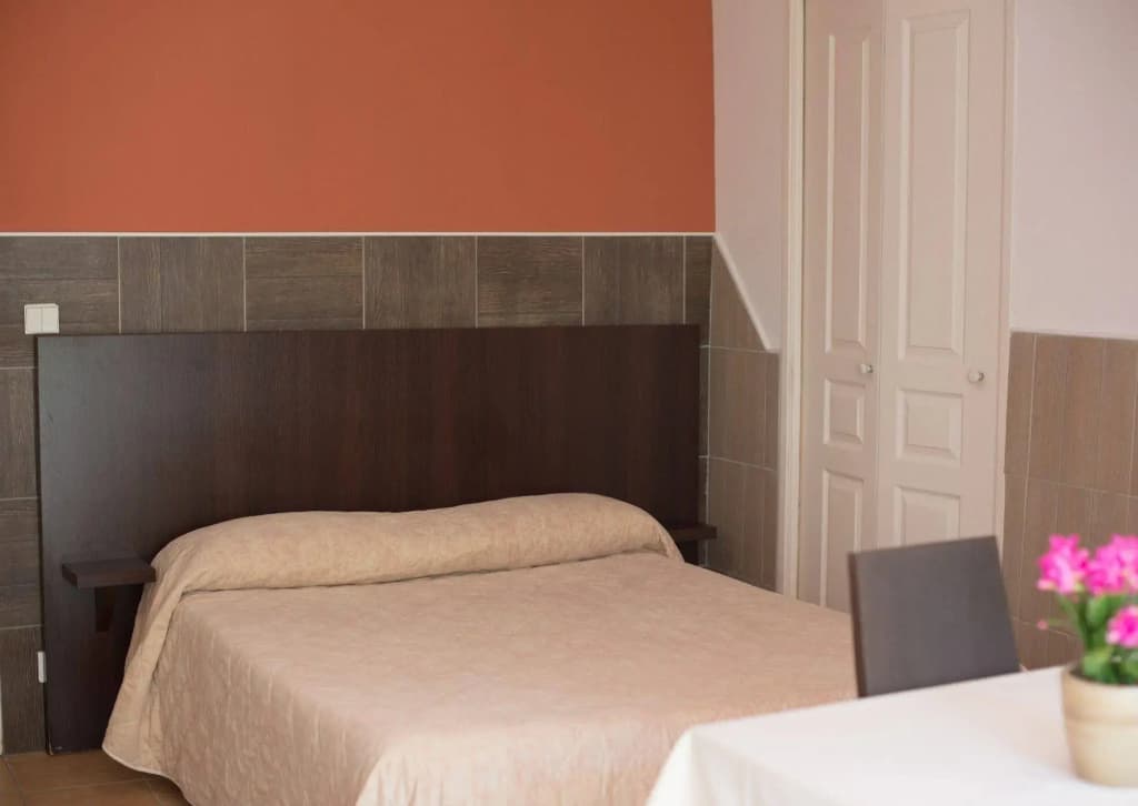 Hôtel Reine D'Azur - Photo 2