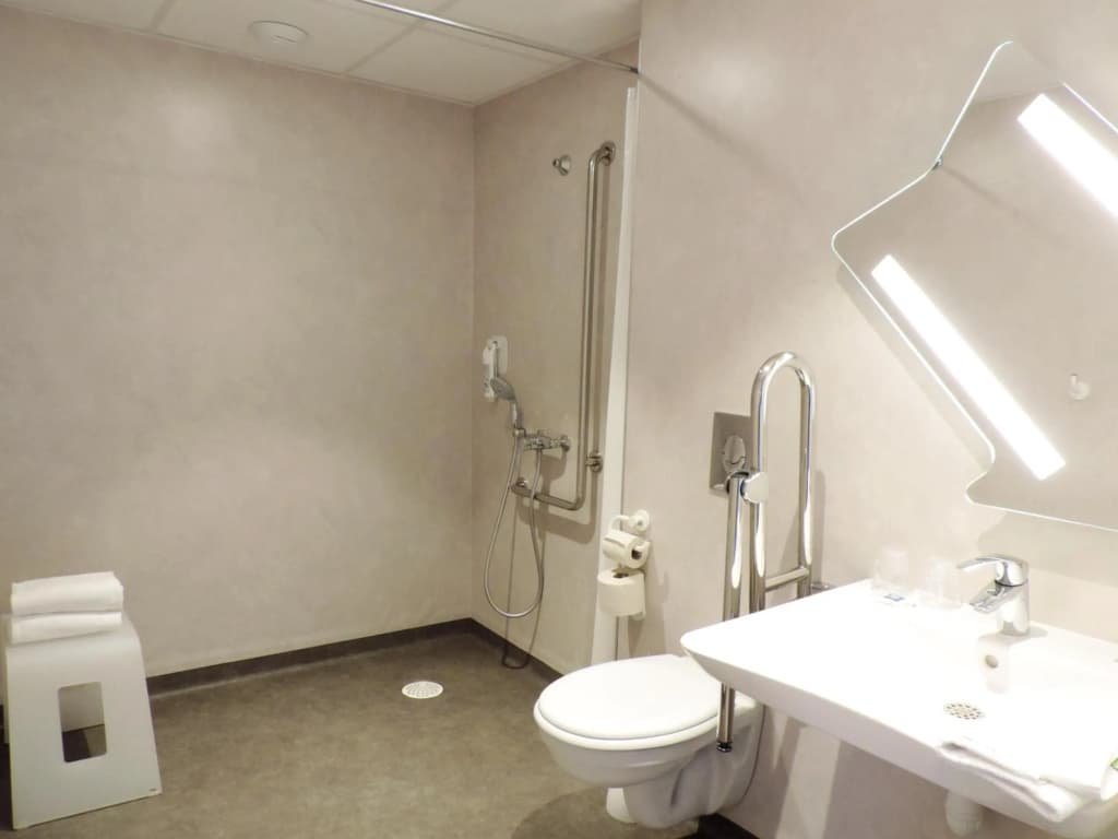 ibis budget Amiens Centre Gare - Miniature 7