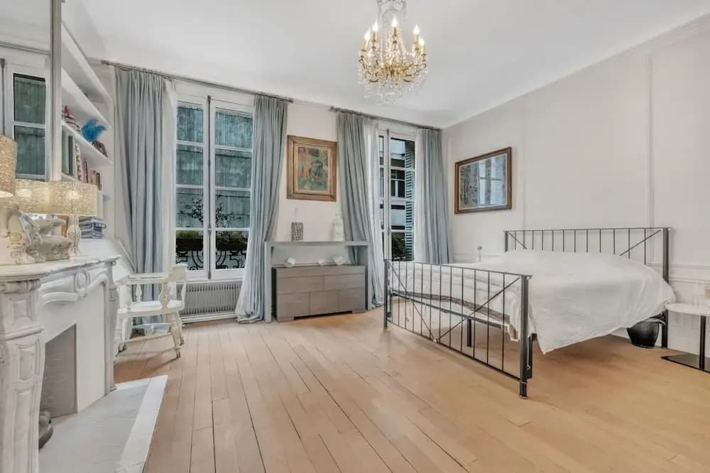 Luxury 5BR House Close to the Arc de Triomphe - Photo 4