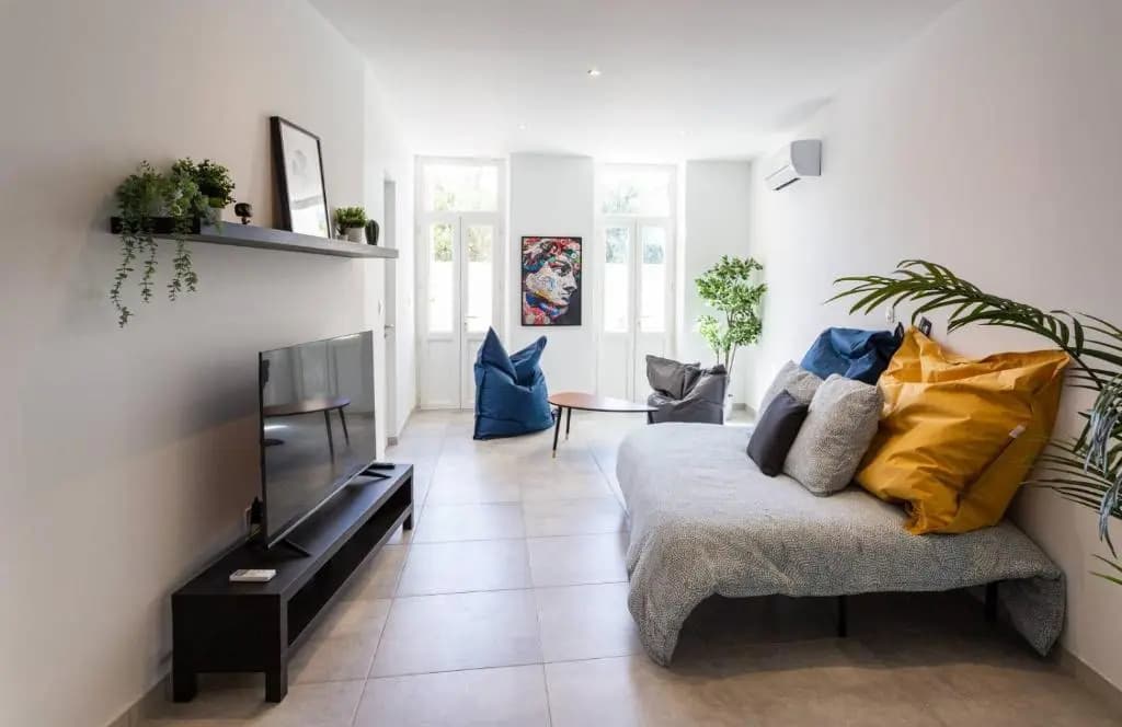 MaxBnb - CLIMATISÉ - Grand Studio 37m2 & terrasse 30m2 - Est - Miniature 7