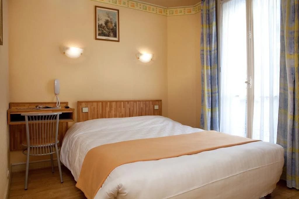 Hotel le Paris Vingt - Photo 3