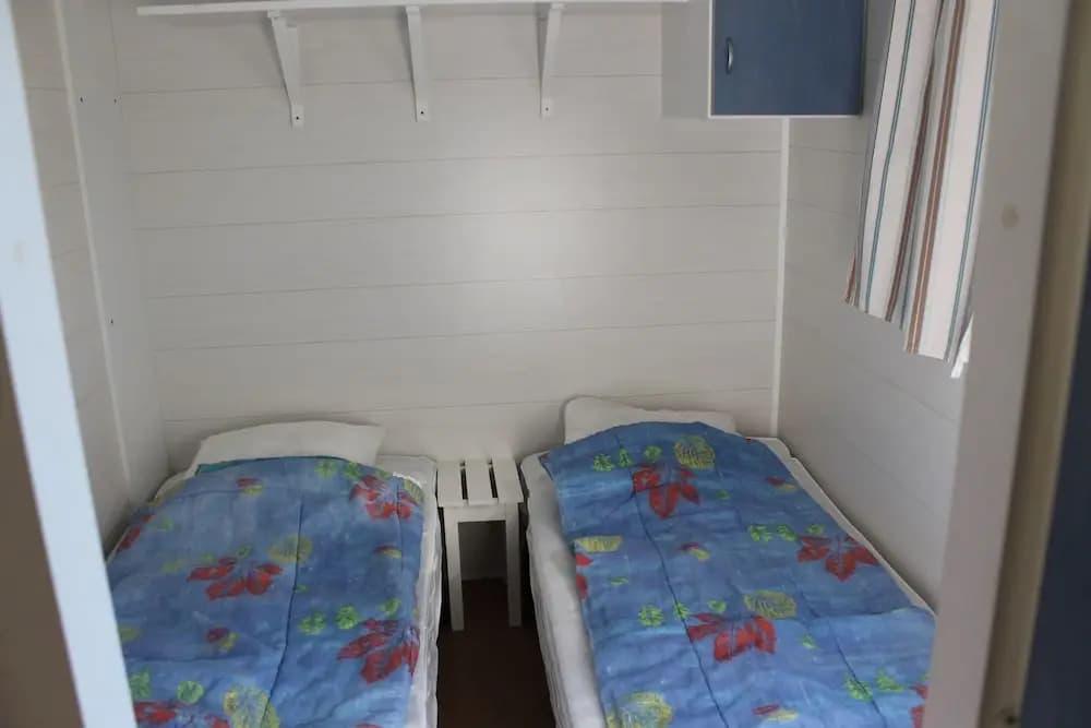Camping Le Plan d'Eau Saint Charles - Photo 2