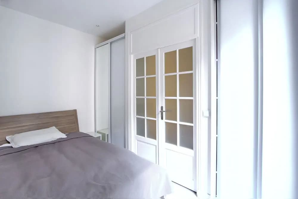Pelican Stay - Apt. near Eiffel Tower - Miniature 6