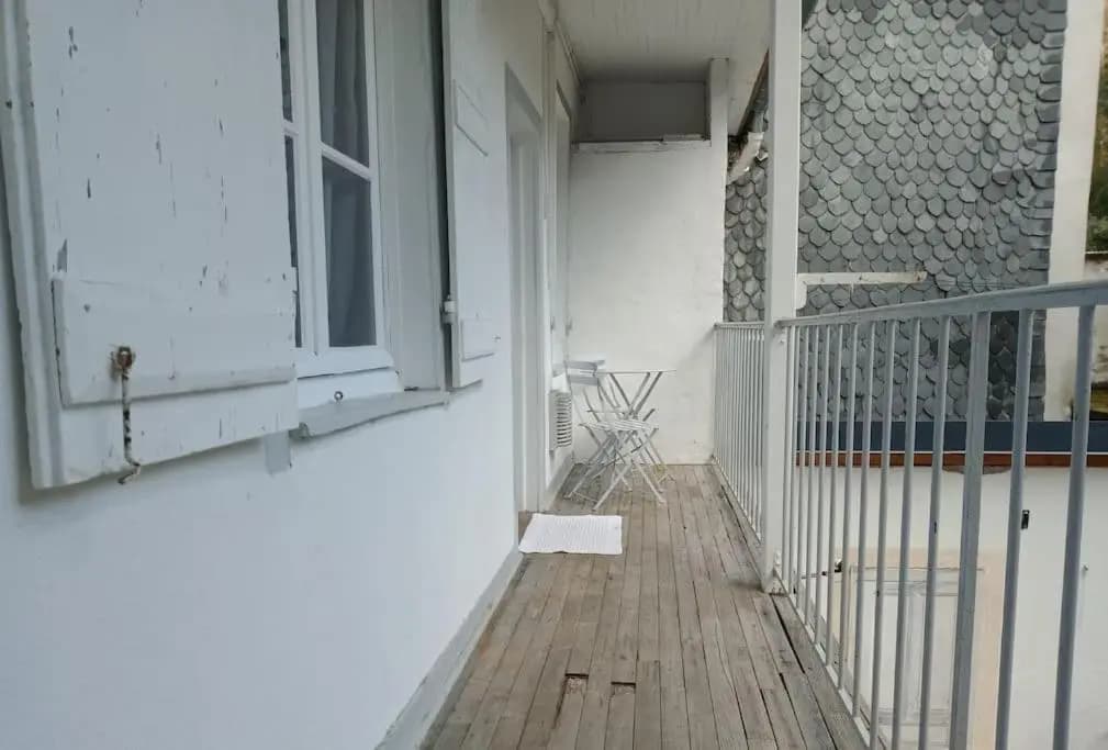 APPARTEMENT CENTRE VILLE avec BALCON -TERRASSE PRIVE - Photo 3