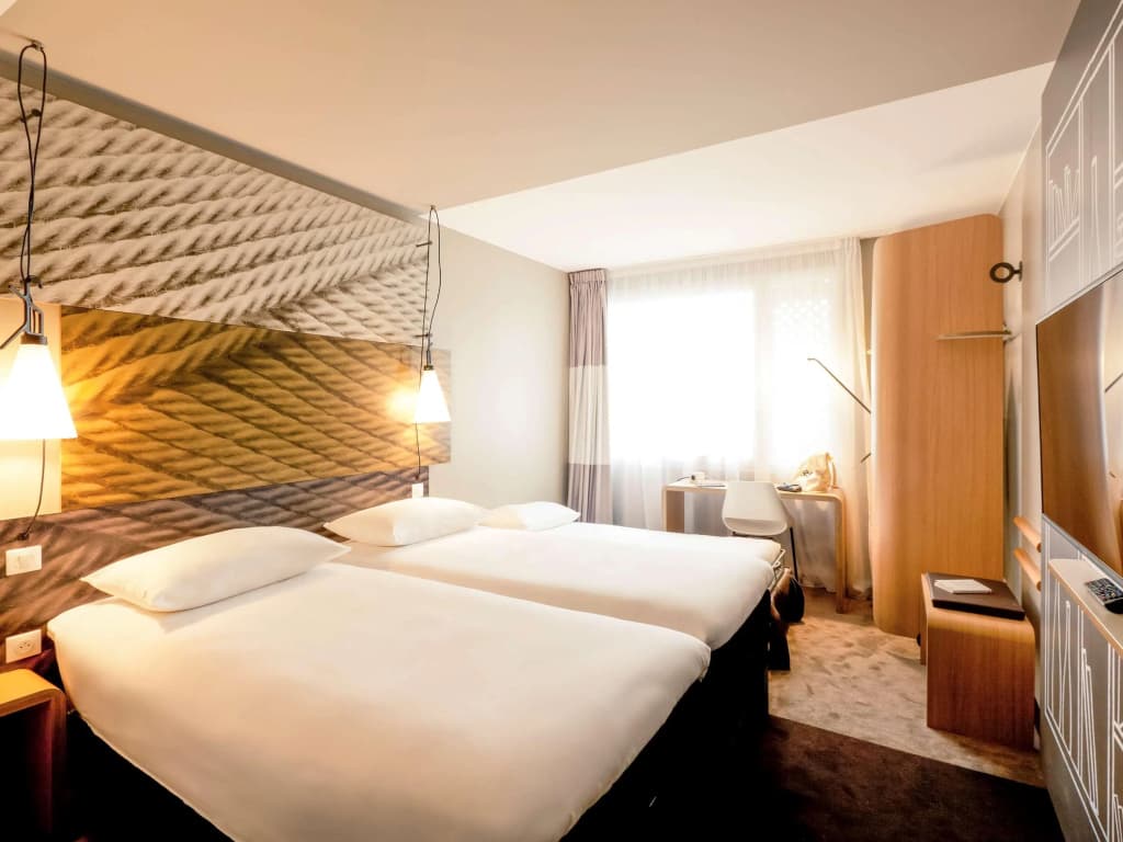 ibis Lyon Carré de Soie - Photo 2