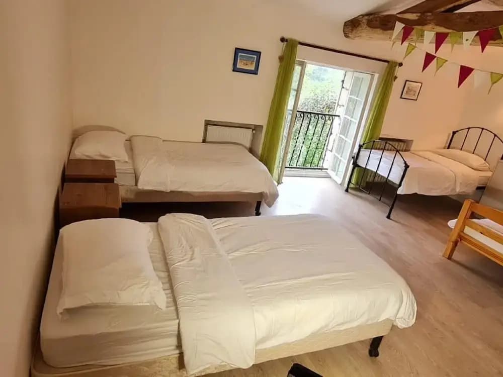 Beautiful Holiday Home With Private Pool - Photo 5