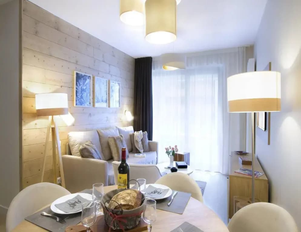 Apartment in France With Mountain Views - Miniature 6