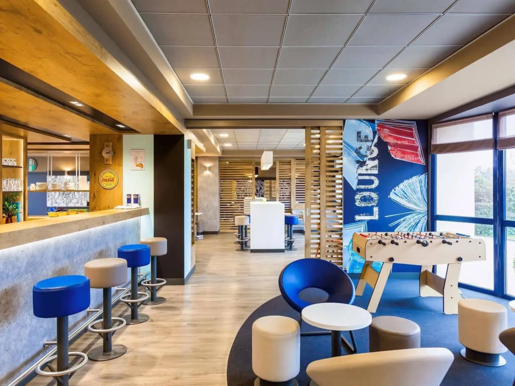 ibis budget Marne la Vallee Pontault Combault - Photo 2