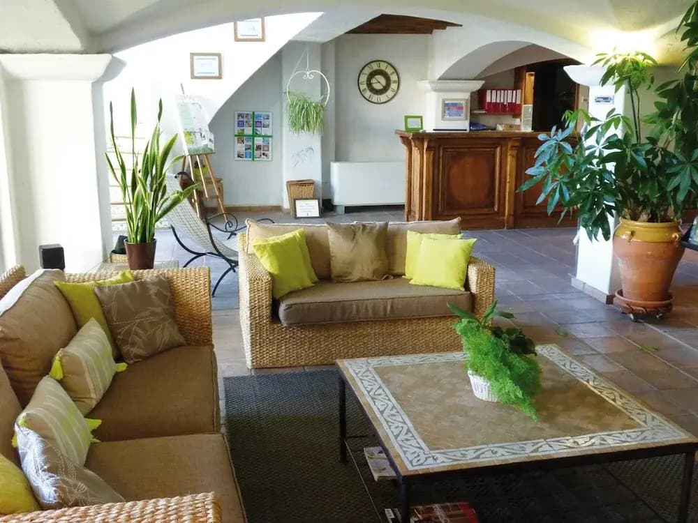 Apartment With AC at 150 m. From Beach - Photo 2