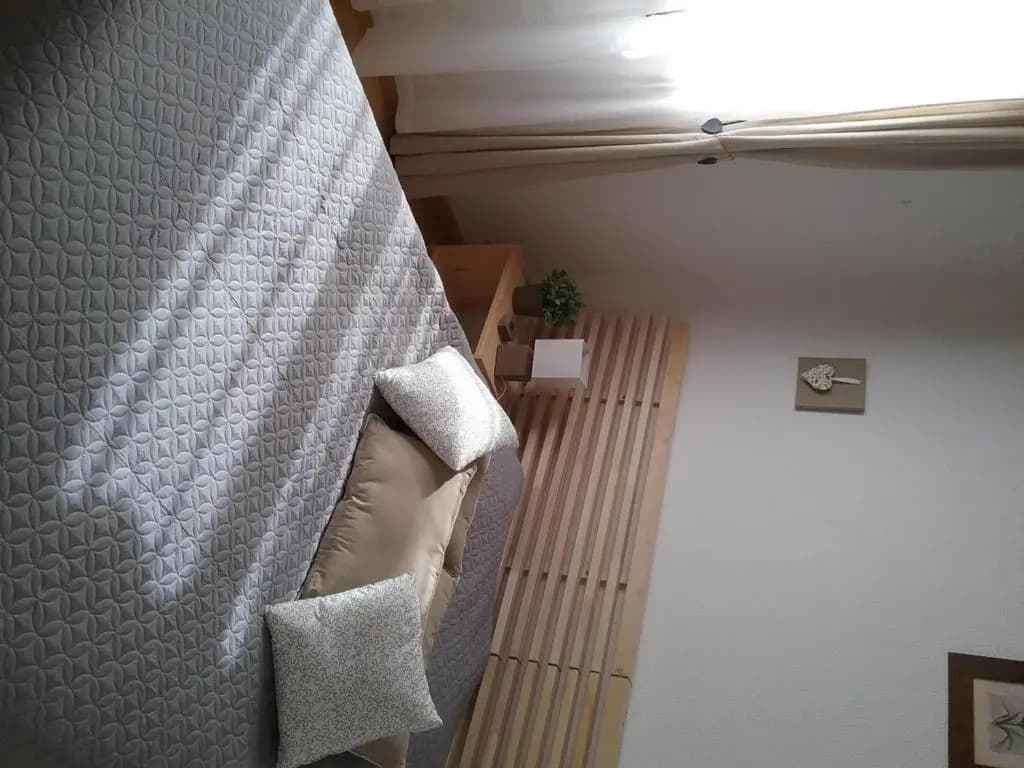 Small house between lake and sea - Photo 2