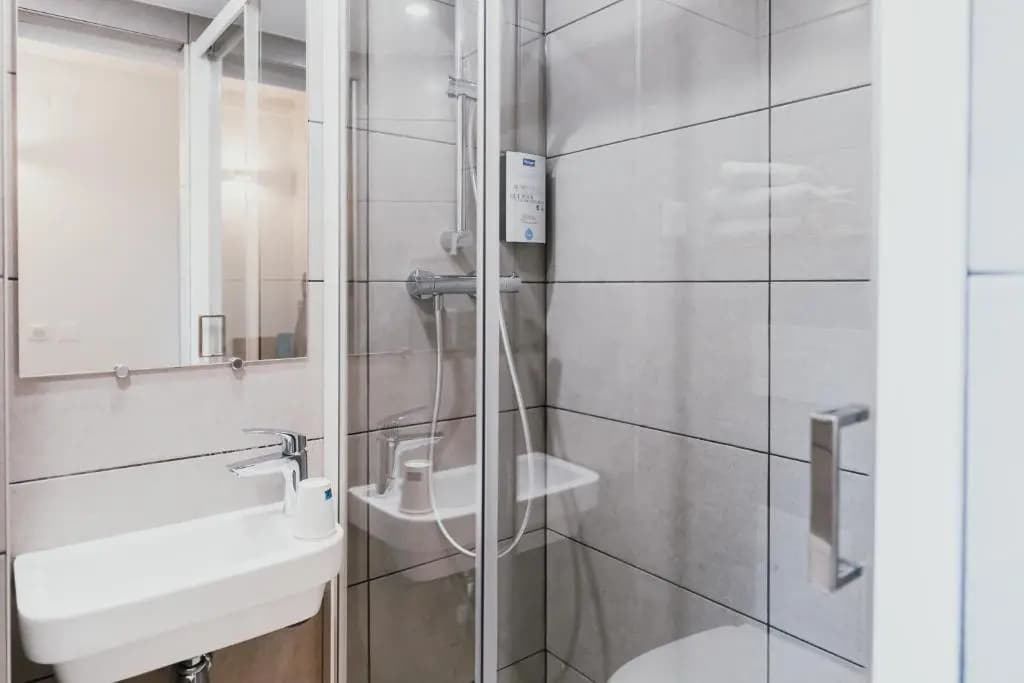 Hotel Kyriad Direct Bordeaux Est Lormont - Miniature 8
