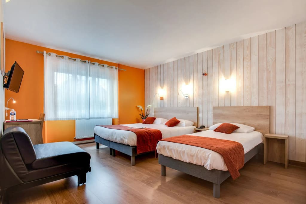 Brit Hotel Des Halles - Photo 3