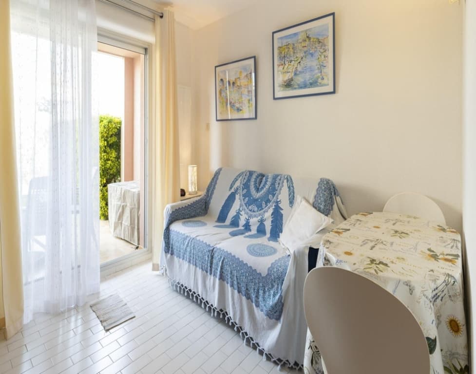 Coastal Charm in Agde - Photo 4