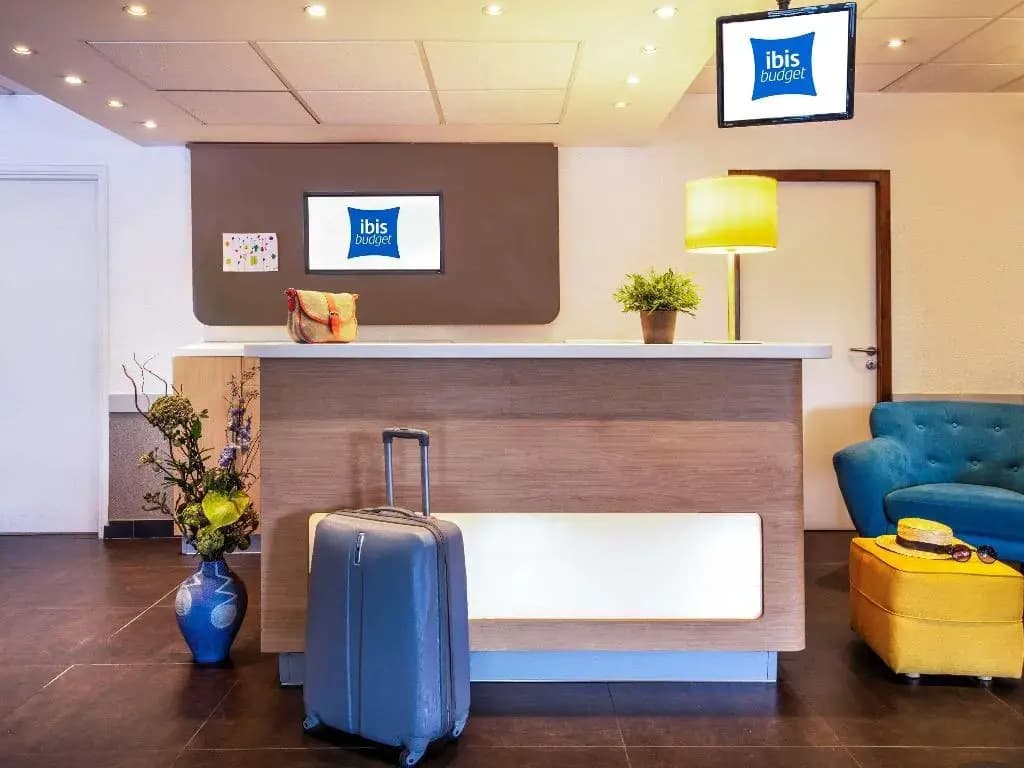 ibis budget Grenoble Voreppe - Photo 2