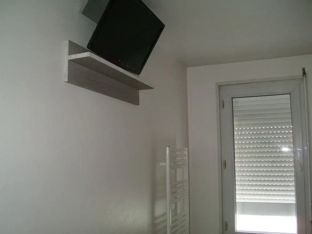 Fasthotel Poitiers Futuroscope - Photo 4