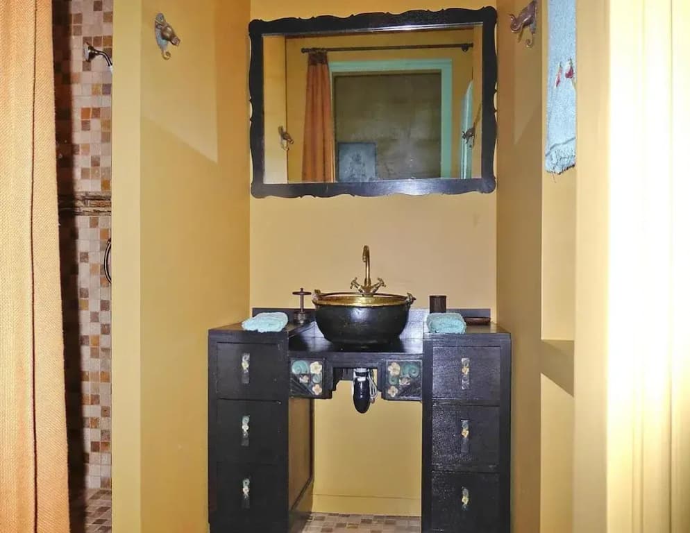 Apartment in Normandy Near Pebble Beach - Miniature 7