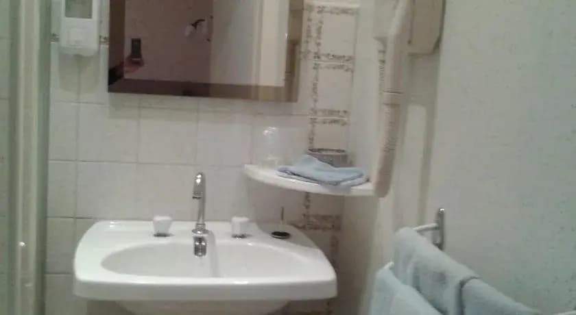 Hotel Saint Martin - Miniature 7