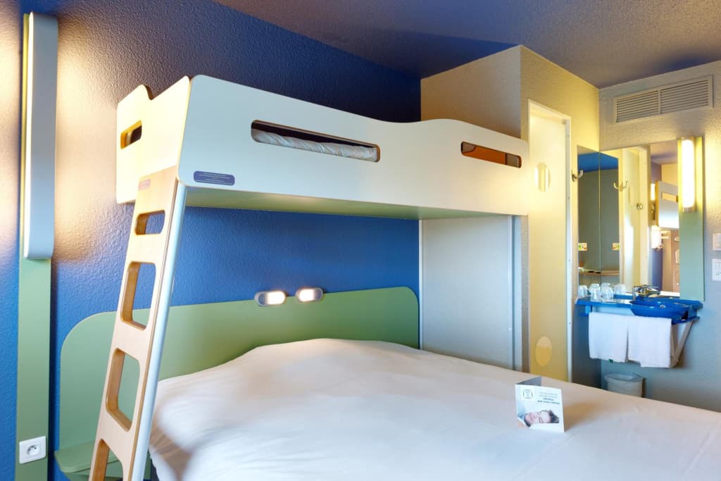 Ibis Budget La Roche sur Yon - Photo 3