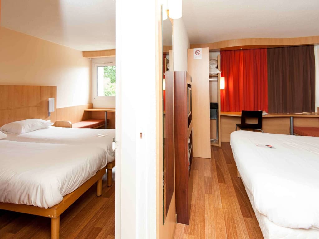 Hotel ibis Avallon - Photo 4