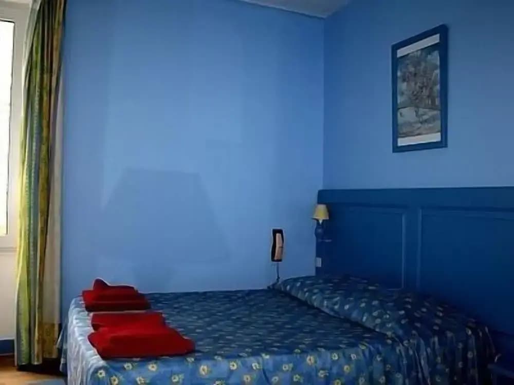 Hotel Grangier - Photo 5