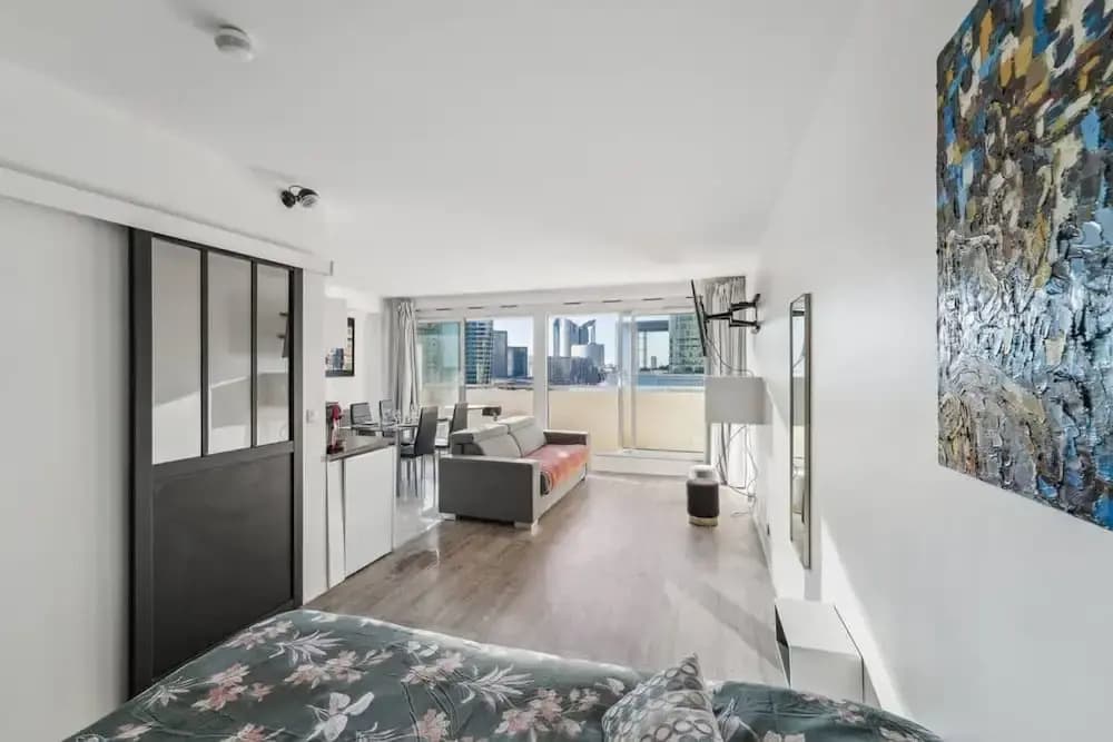 Spacious Studio Balcony -La D Fense-bail Mobilit - Photo 1