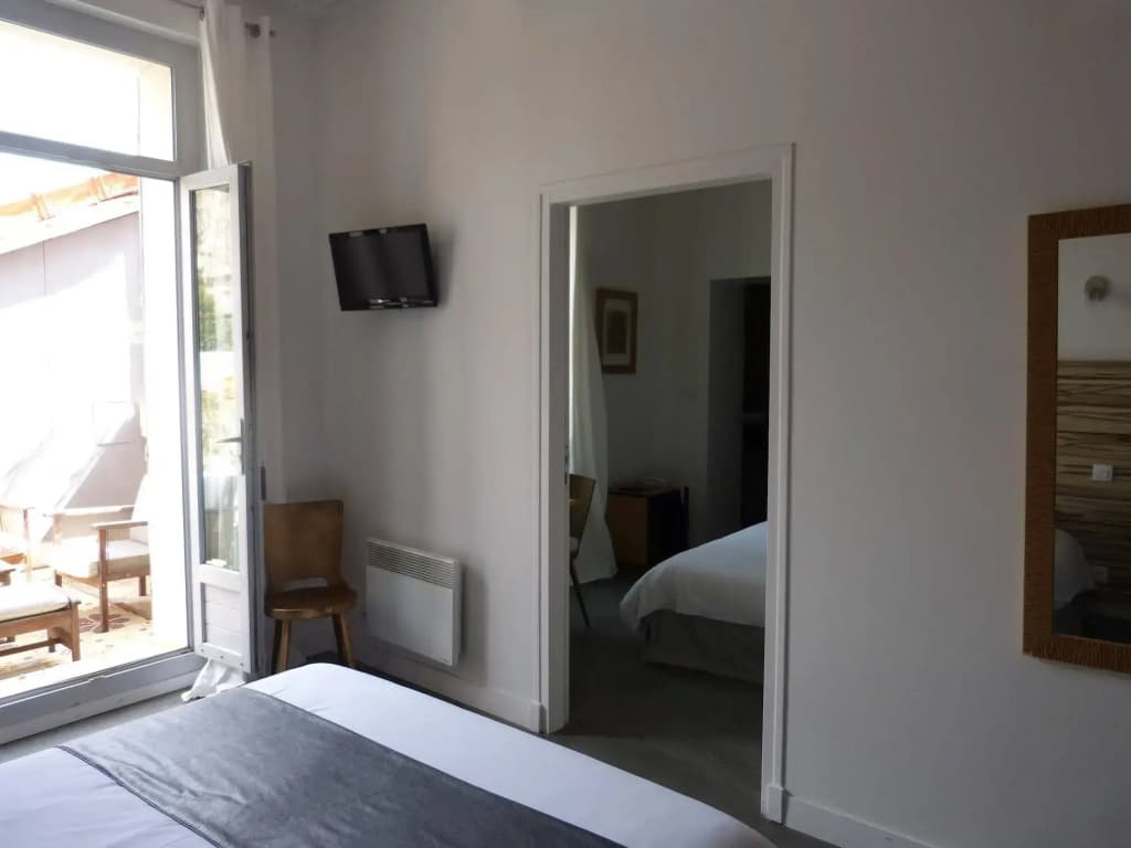 Hotel en Ville - Photo 3