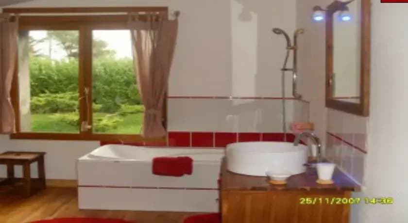 La Maison Aux Fleurs - Photo 2
