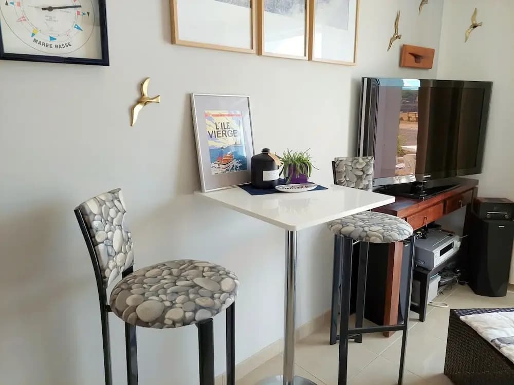 Apartment in Plouguerneau by Sandy Beach - Miniature 7