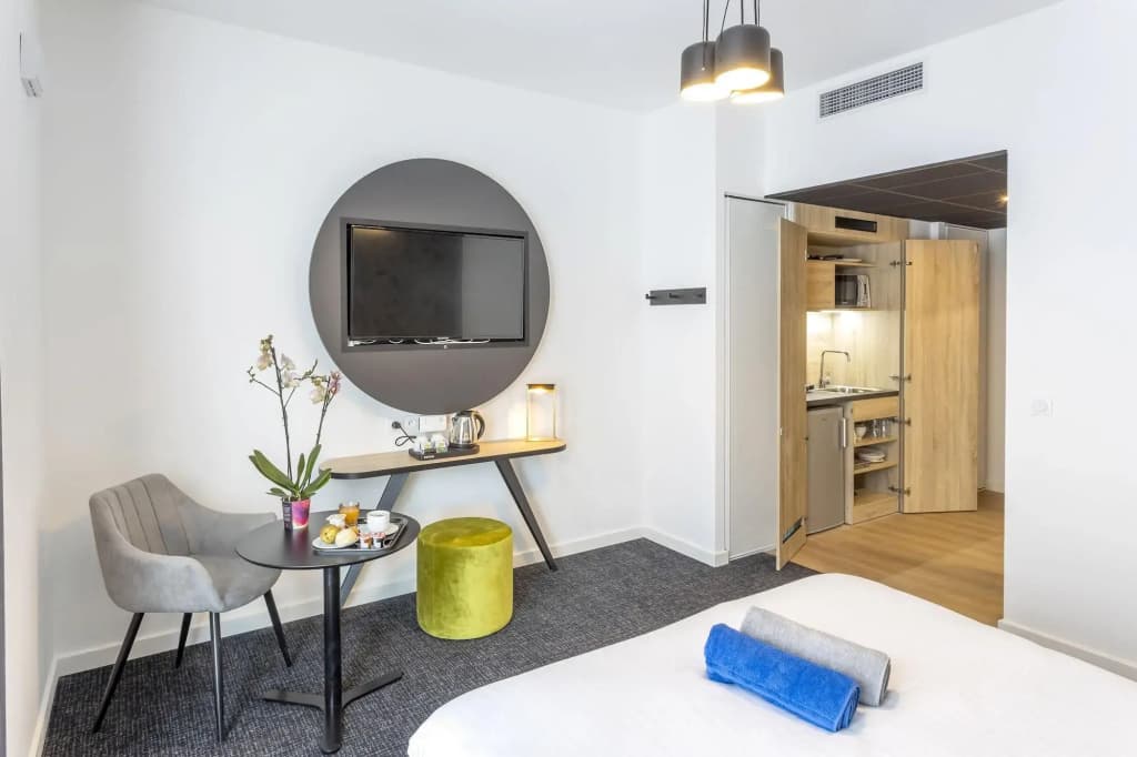 Nemea Appart`Hotel Riviera Nice Aeroport - Miniature 6
