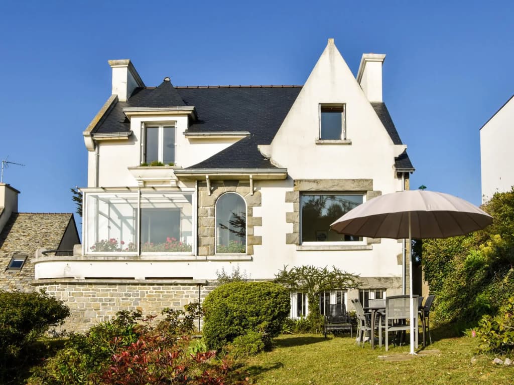 Atmospheric holiday home in Erquy with views - Photo 1