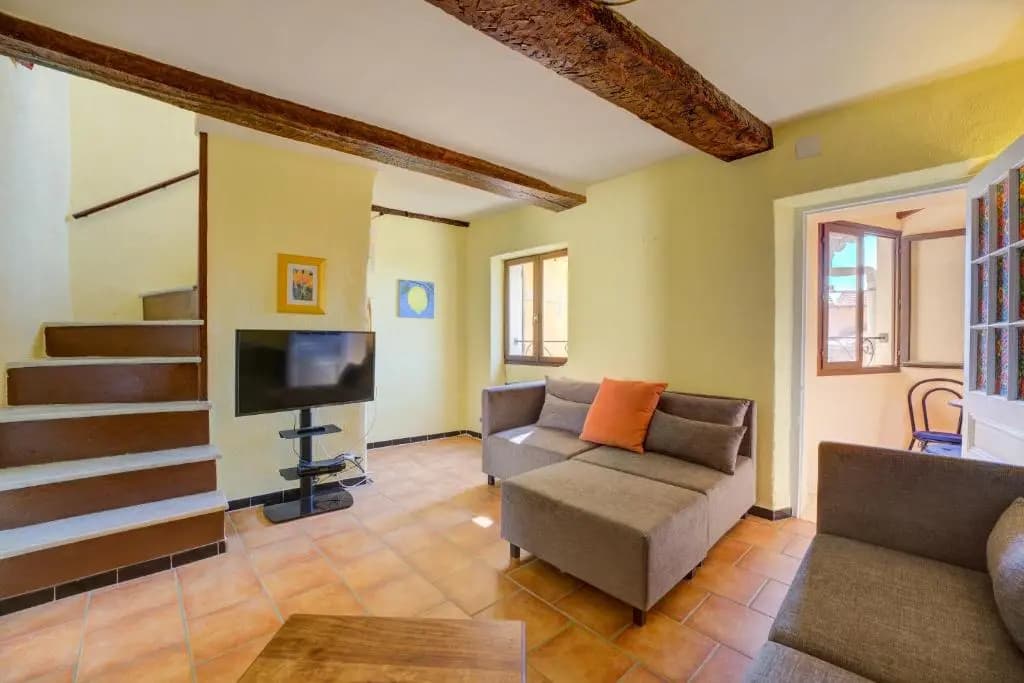 Ancienne Mairie Vieux Village Roquebrune 3 bedroom apartment - Photo 2