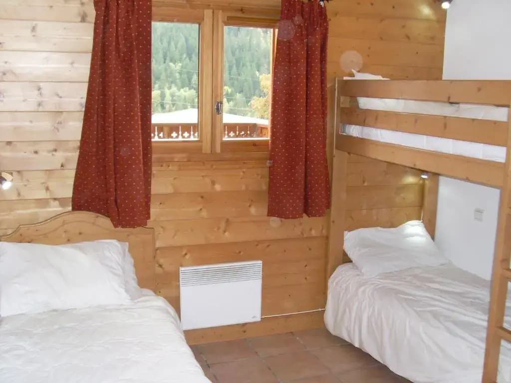 Spacious Apartment 2 Minutes from Ski Lift, Equipped for Babies - Photo 3