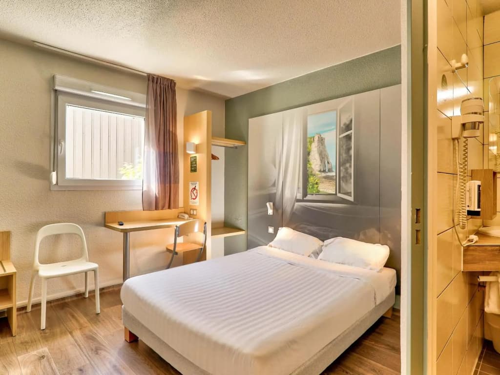 B&B HOTEL Clermont-Ferrand Aubière Sud - Photo 4